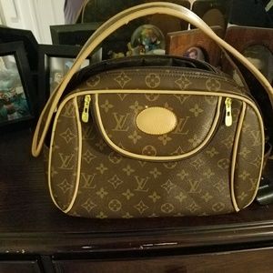 Louis Vuitton carry on
